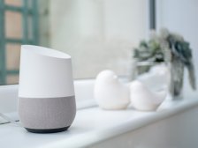 Voice Assistants vs. Other AI Tools: Which Is More Effective?